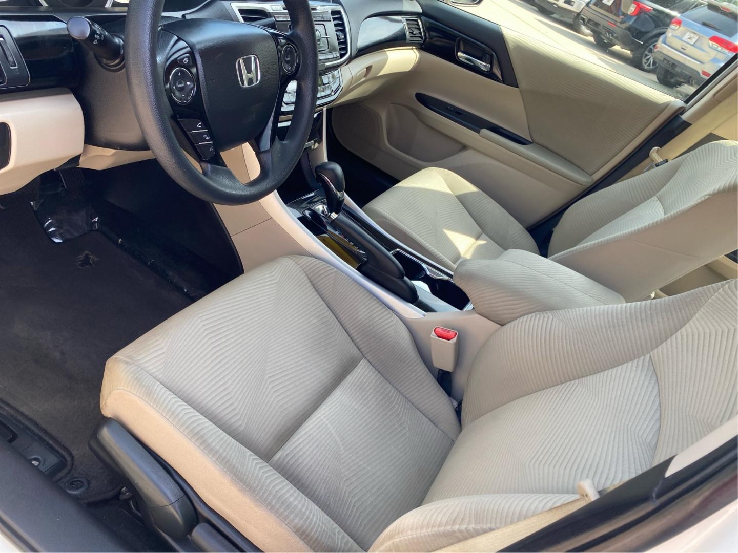 2017 WHITE HONDA ACCORD LX (1HGCR2F31HA) with an 2.4L engine, Continuously Variable transmission, located at 908 SE 14th Street, Des Moines, IA, 50317, (515) 281-0330, 41.580303, -93.597046- Photo#8