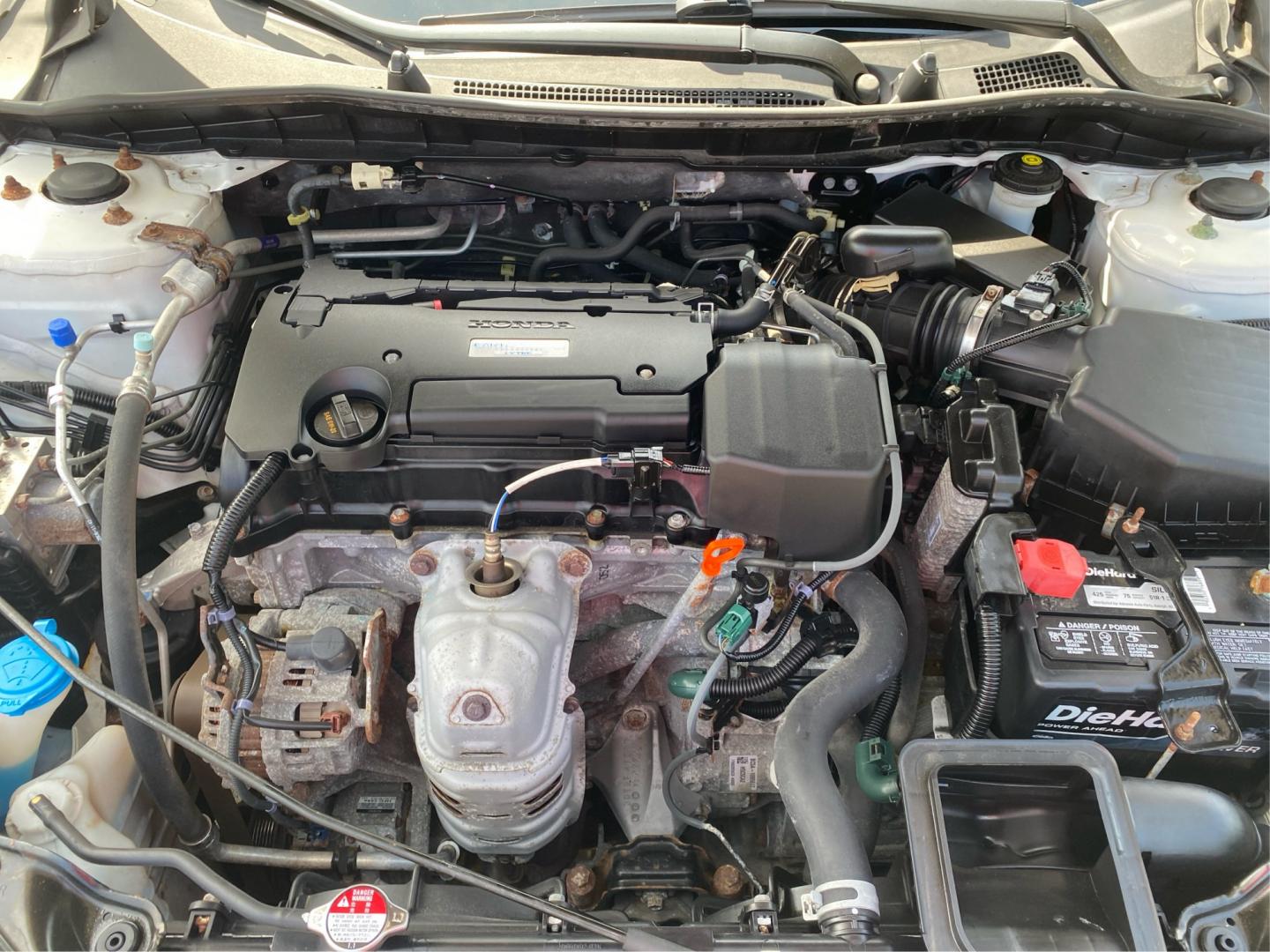2017 WHITE HONDA ACCORD LX (1HGCR2F31HA) with an 2.4L engine, Continuously Variable transmission, located at 908 SE 14th Street, Des Moines, IA, 50317, (515) 281-0330, 41.580303, -93.597046- Photo#10