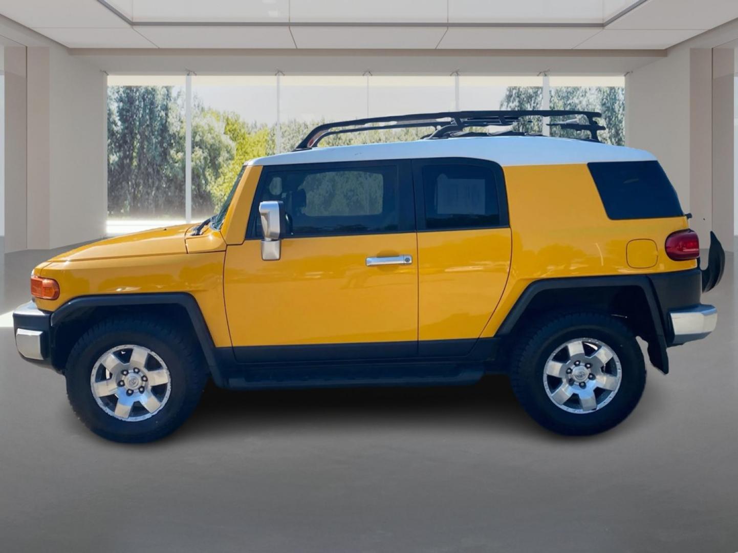 2007 YELLOW TOYOTA FJ CRUISER (JTEBU11F070) with an 4.0L engine, Automatic transmission, located at 908 SE 14th Street, Des Moines, IA, 50317, (515) 281-0330, 41.580303, -93.597046- Photo#5