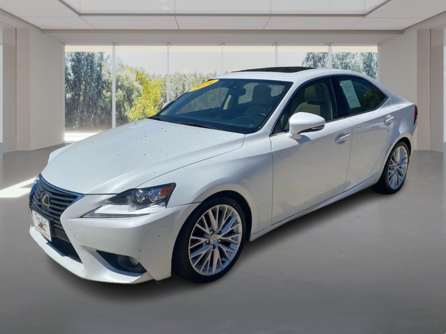 2014 WHITE LEXUS IS 250 (JTHBF1D27E5) with an 2.5L engine, Automatic transmission, located at 908 SE 14th Street, Des Moines, IA, 50317, (515) 281-0330, 41.580303, -93.597046- Photo#7