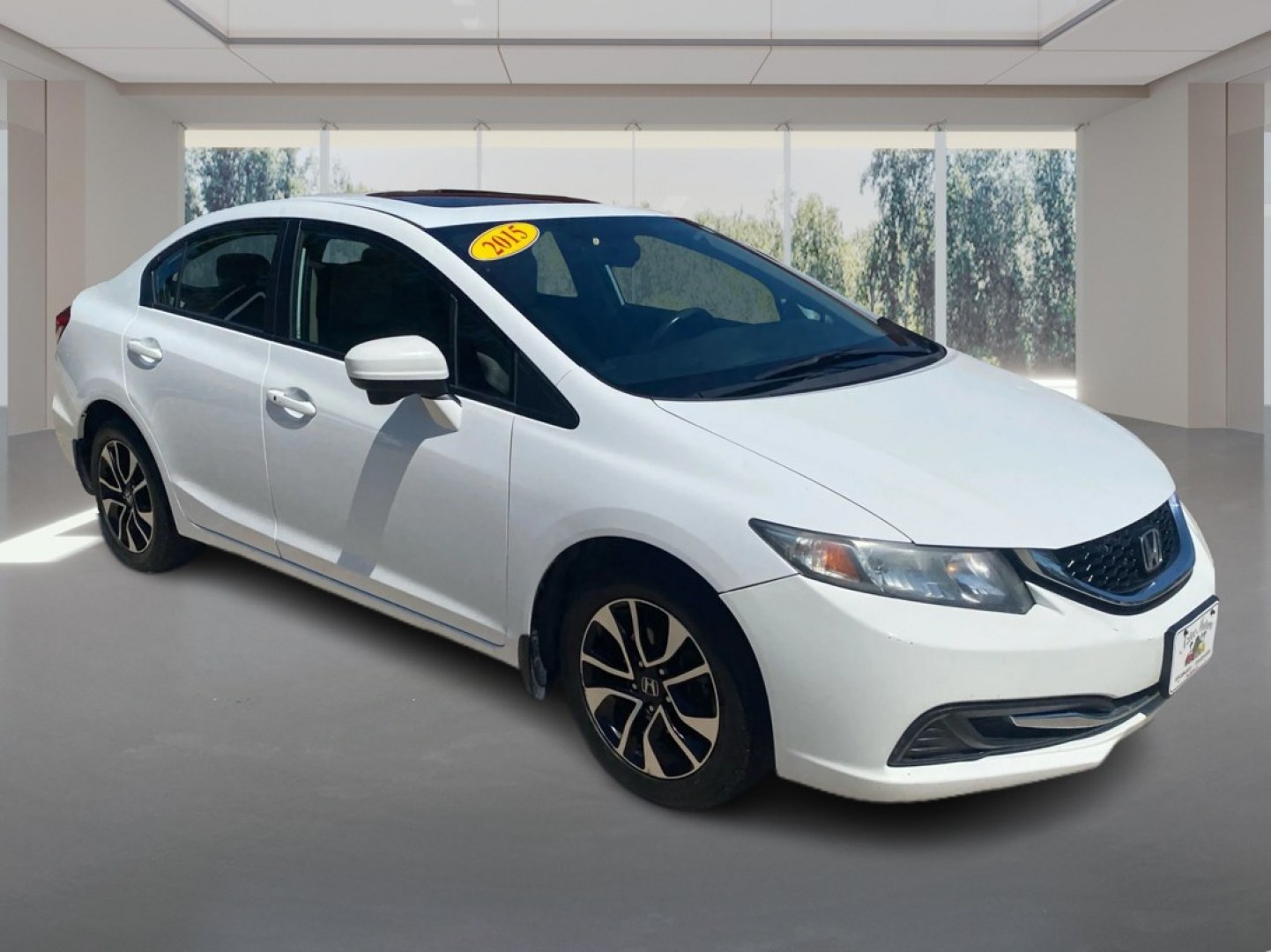 2015 WHITE HONDA CIVIC EX (19XFB2F88FE) with an 1.8L engine, Continuously Variable transmission, located at 908 SE 14th Street, Des Moines, IA, 50317, (515) 281-0330, 41.580303, -93.597046- Photo#0
