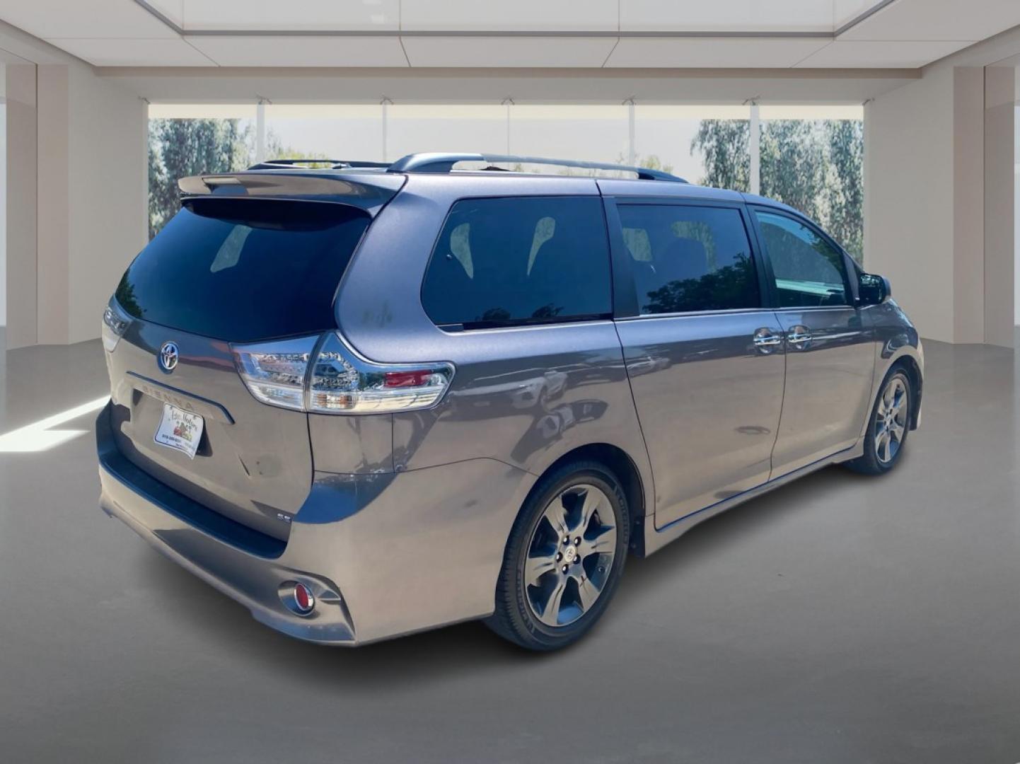 2015 GRAY TOYOTA SIENNA SPORT (5TDXK3DC0FS) with an 3.5L engine, Automatic transmission, located at 908 SE 14th Street, Des Moines, IA, 50317, (515) 281-0330, 41.580303, -93.597046- Photo#2