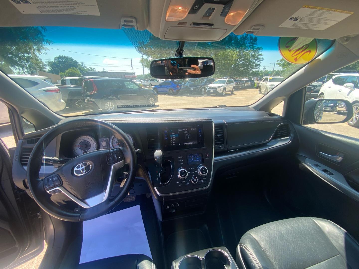 2015 GRAY TOYOTA SIENNA SPORT (5TDXK3DC0FS) with an 3.5L engine, Automatic transmission, located at 908 SE 14th Street, Des Moines, IA, 50317, (515) 281-0330, 41.580303, -93.597046- Photo#21