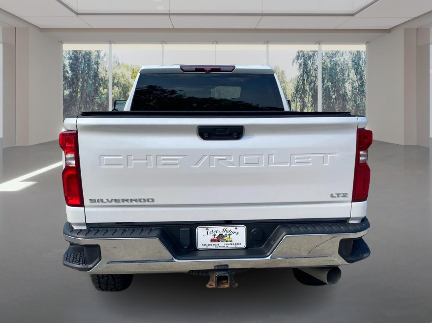 2022 WHITE CHEVROLET SILVERADO 2500 HEAVY DUTY LTZ (1GC4YPEYXNF) with an 6.6L engine, Automatic transmission, located at 908 SE 14th Street, Des Moines, IA, 50317, (515) 281-0330, 41.580303, -93.597046- Photo#3