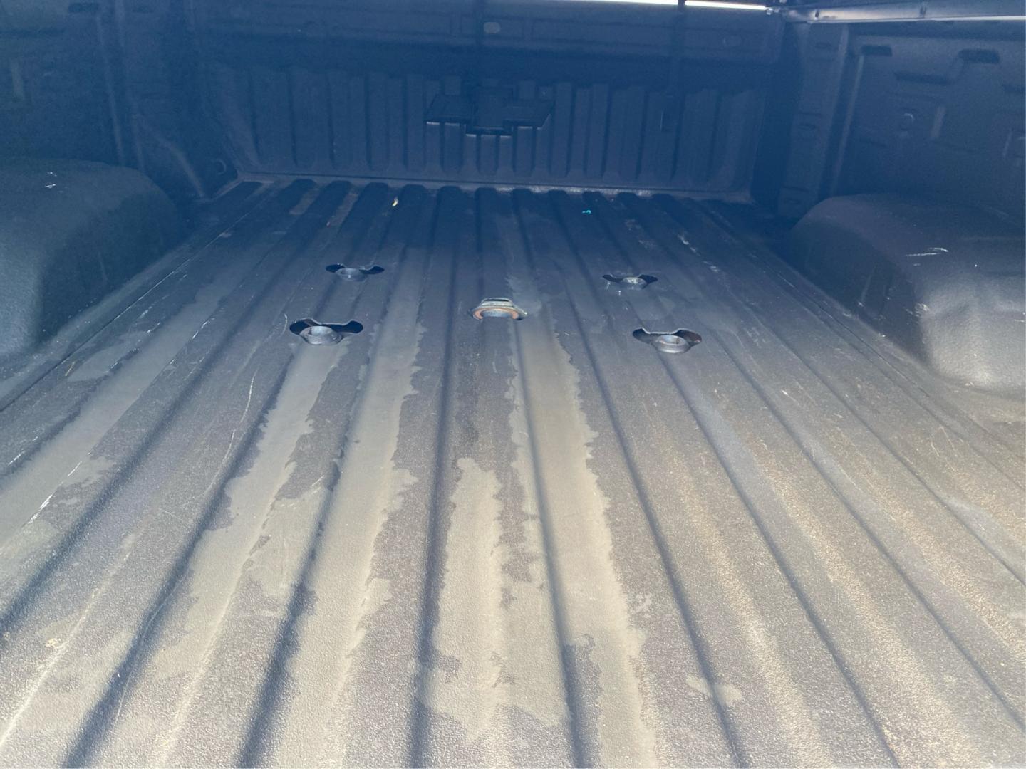 2022 WHITE CHEVROLET SILVERADO 2500 HEAVY DUTY LTZ (1GC4YPEYXNF) with an 6.6L engine, Automatic transmission, located at 908 SE 14th Street, Des Moines, IA, 50317, (515) 281-0330, 41.580303, -93.597046- Photo#12