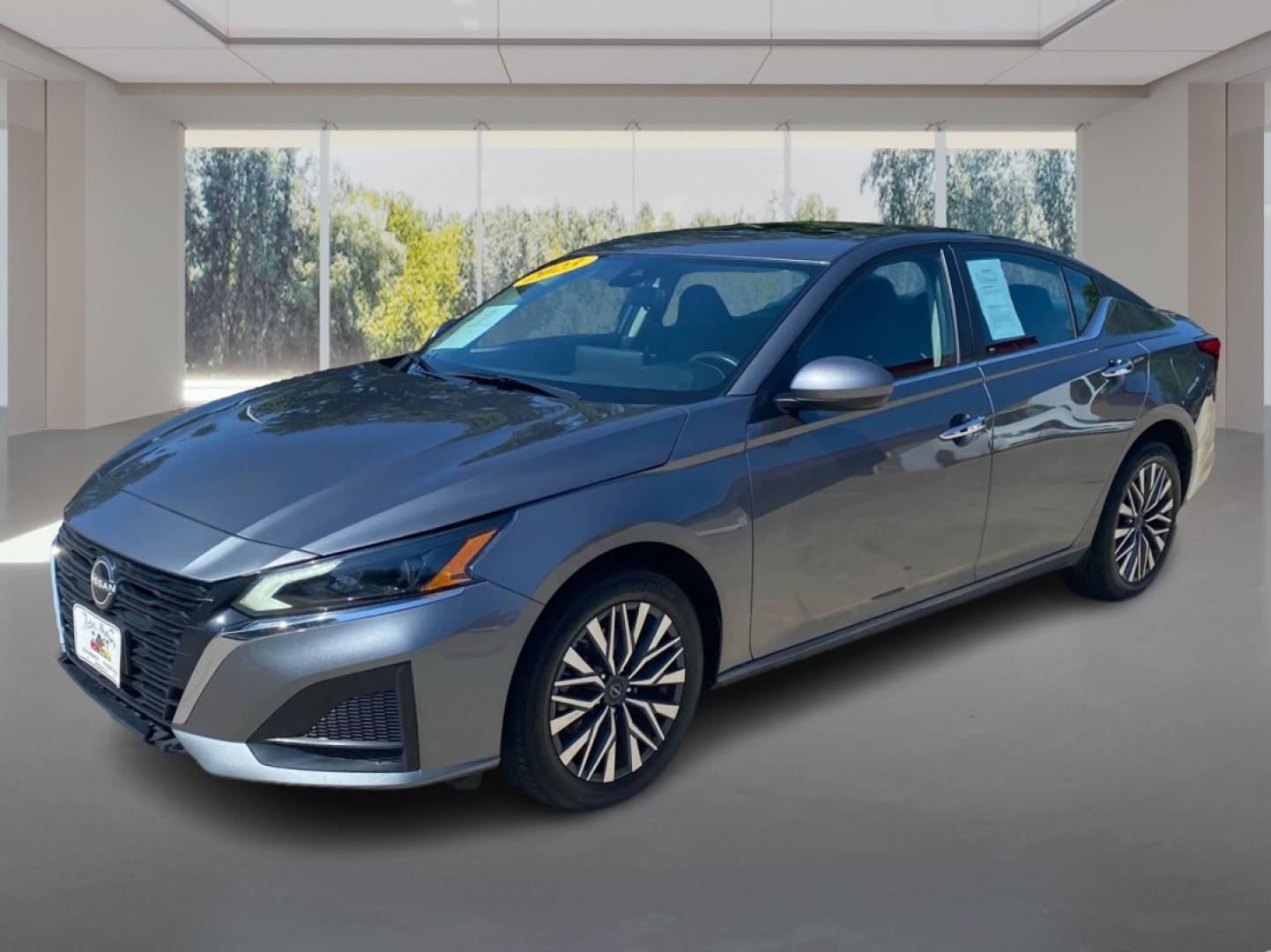 2023 GRAY NISSAN ALTIMA SV (1N4BL4DW4PN) with an 2.5L engine, Continuously Variable transmission, located at 908 SE 14th Street, Des Moines, IA, 50317, (515) 281-0330, 41.580303, -93.597046- Photo#7