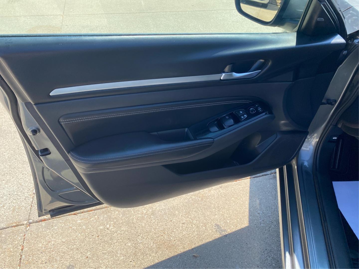 2023 GRAY NISSAN ALTIMA SV (1N4BL4DW4PN) with an 2.5L engine, Continuously Variable transmission, located at 908 SE 14th Street, Des Moines, IA, 50317, (515) 281-0330, 41.580303, -93.597046- Photo#19