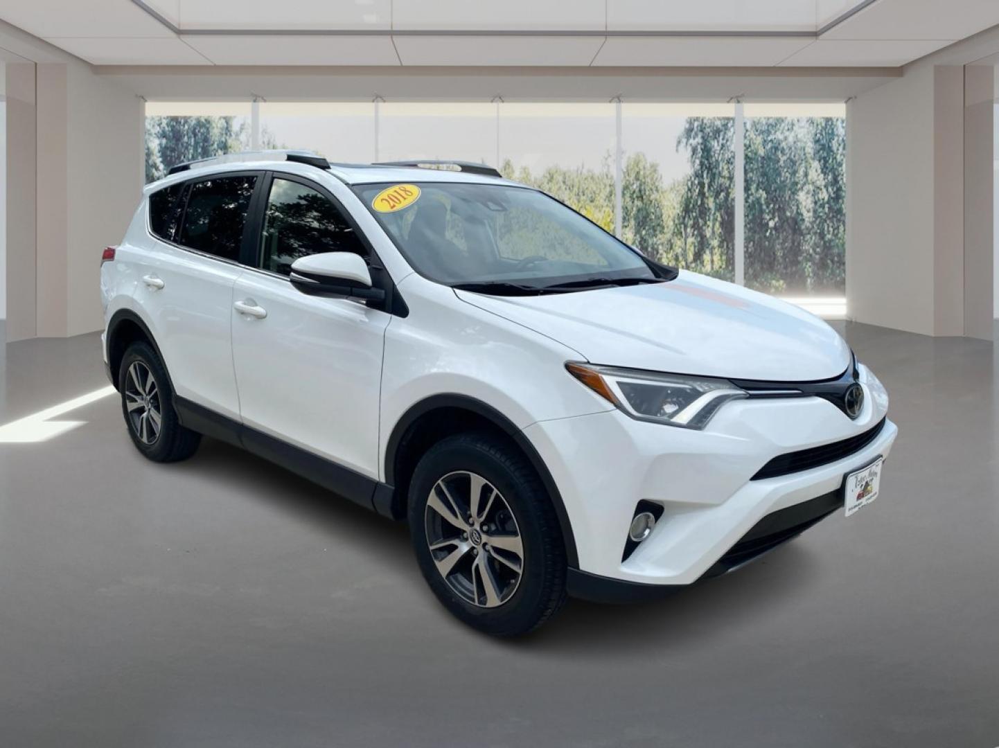 2018 WHITE TOYOTA RAV4 ADVENTURE (JTMRFREV4JJ) with an 2.5L engine, Automatic transmission, located at 908 SE 14th Street, Des Moines, IA, 50317, (515) 281-0330, 41.580303, -93.597046- Photo#0