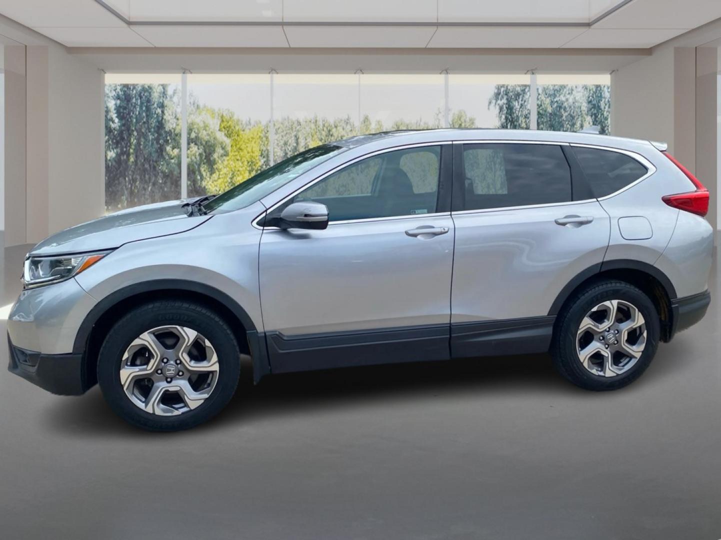 2018 SILVER HONDA CR-V EX (2HKRW2H54JH) with an 1.5L engine, Continuously Variable transmission, located at 908 SE 14th Street, Des Moines, IA, 50317, (515) 281-0330, 41.580303, -93.597046- Photo#5