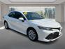 2018 WHITE TOYOTA CAMRY L (4T1B11HK8JU) with an 2.5L engine, Automatic transmission, located at 908 SE 14th Street, Des Moines, IA, 50317, (515) 281-0330, 41.580303, -93.597046- Photo#0