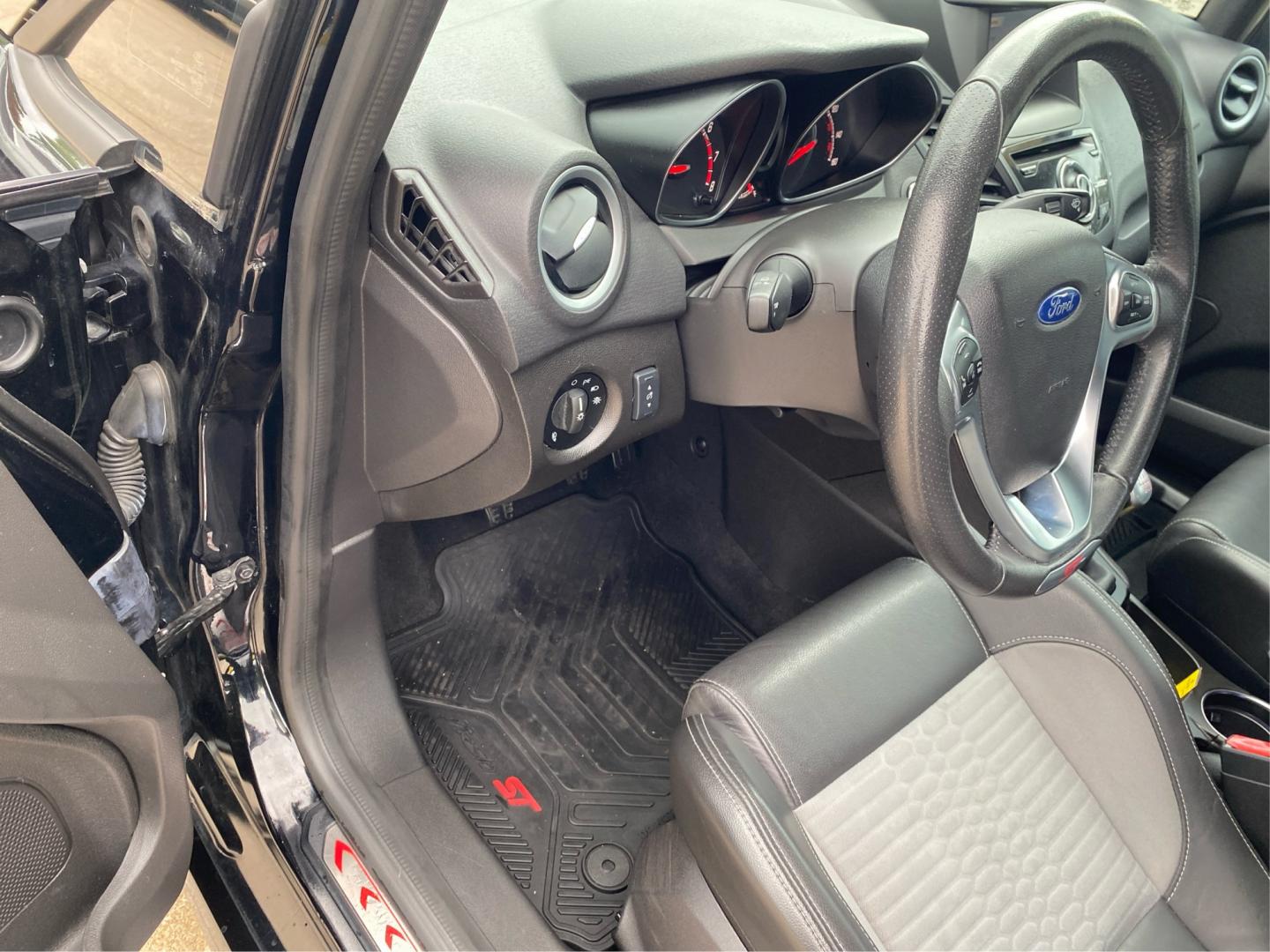 2019 BLACK FORD FIESTA ST (3FADP4GX4KM) with an 1.6L engine, 6-Speed Manual transmission, located at 908 SE 14th Street, Des Moines, IA, 50317, (515) 281-0330, 41.580303, -93.597046- Photo#17