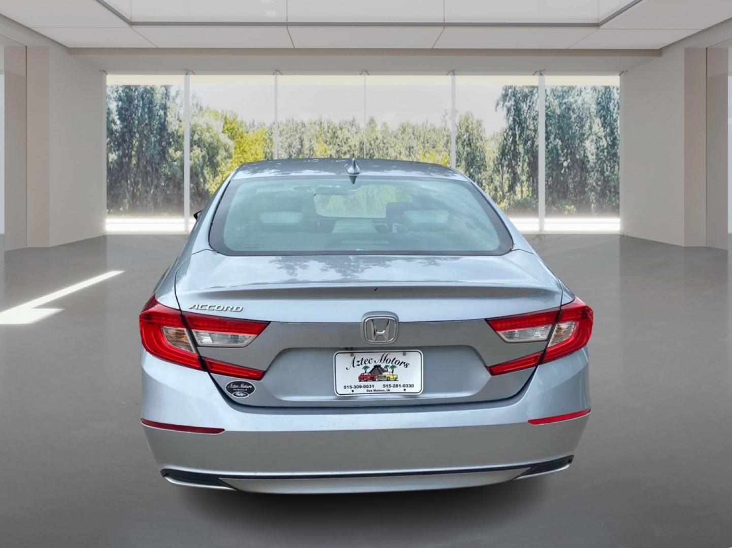2018 SILVER HONDA ACCORD EX (1HGCV1F47JA) with an 1.5L engine, Continuously Variable transmission, located at 908 SE 14th Street, Des Moines, IA, 50317, (515) 281-0330, 41.580303, -93.597046- Photo#3