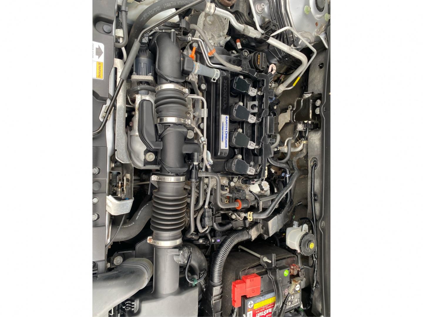 2018 SILVER HONDA ACCORD EX (1HGCV1F47JA) with an 1.5L engine, Continuously Variable transmission, located at 908 SE 14th Street, Des Moines, IA, 50317, (515) 281-0330, 41.580303, -93.597046- Photo#10