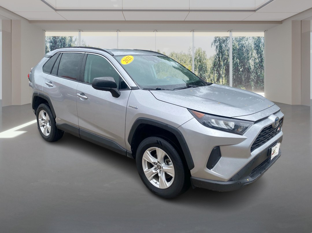 photo of 2021 TOYOTA RAV4 LE