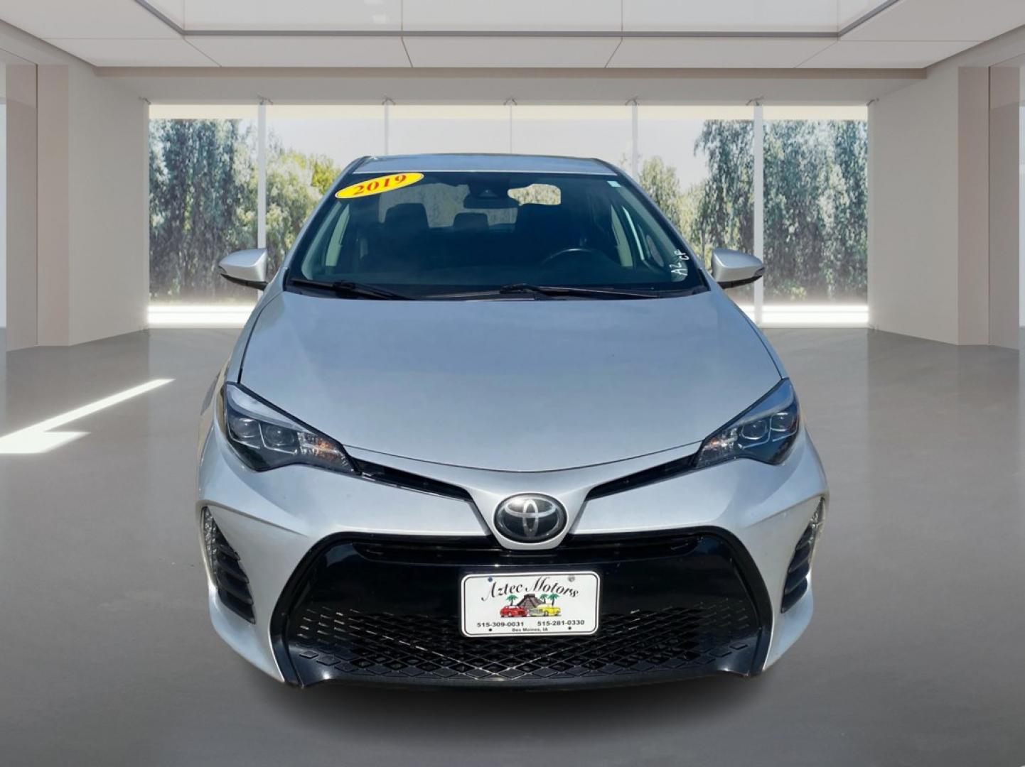 2019 SILVER TOYOTA COROLLA L (2T1BURHE7KC) with an 1.8L engine, Continuously Variable transmission, located at 908 SE 14th Street, Des Moines, IA, 50317, (515) 281-0330, 41.580303, -93.597046- Photo#6