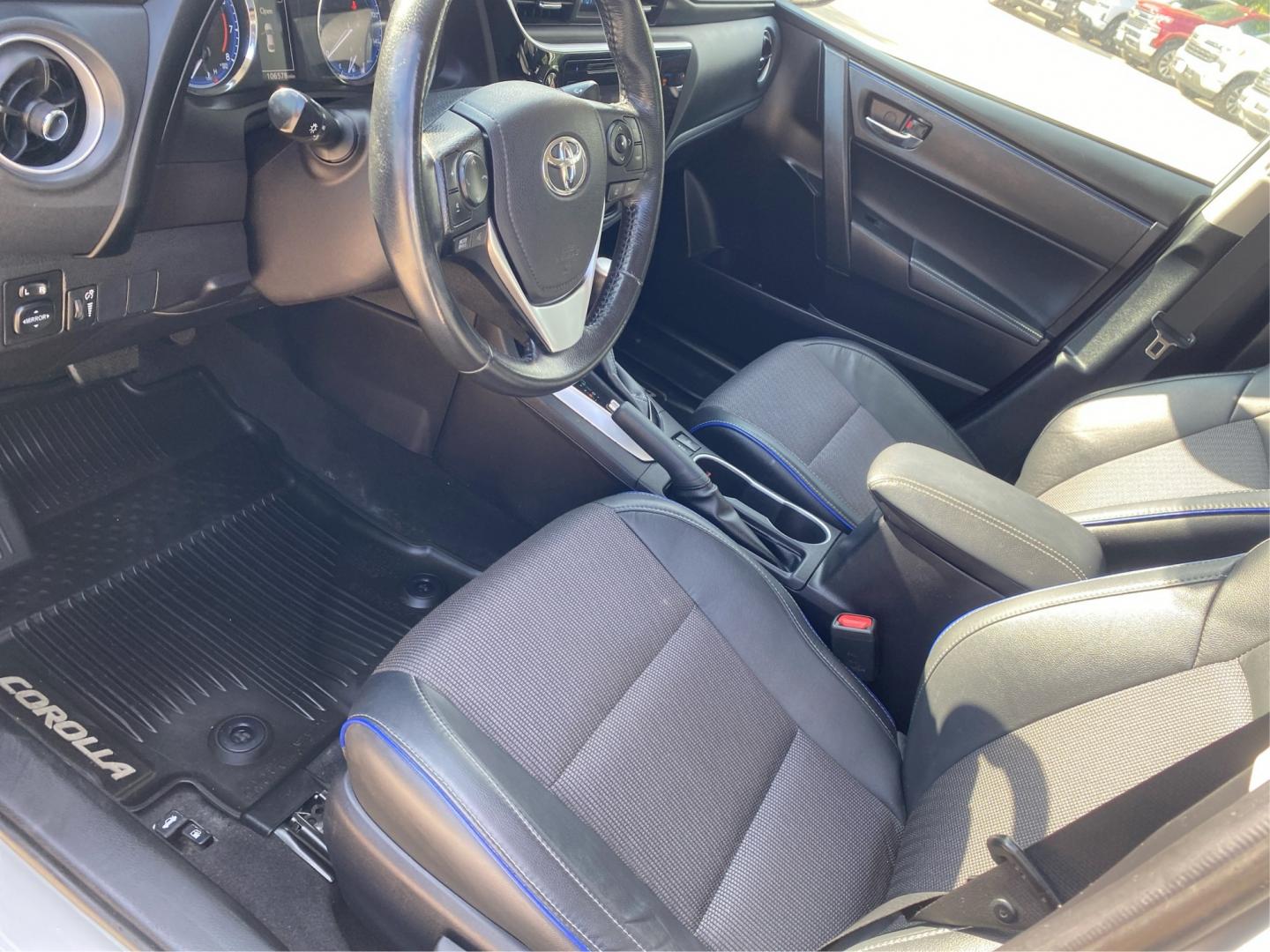 2019 SILVER TOYOTA COROLLA L (2T1BURHE7KC) with an 1.8L engine, Continuously Variable transmission, located at 908 SE 14th Street, Des Moines, IA, 50317, (515) 281-0330, 41.580303, -93.597046- Photo#8