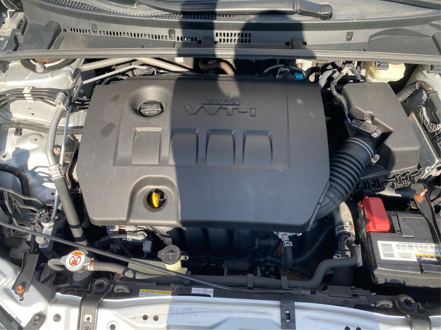 2019 SILVER TOYOTA COROLLA L (2T1BURHE7KC) with an 1.8L engine, Continuously Variable transmission, located at 908 SE 14th Street, Des Moines, IA, 50317, (515) 281-0330, 41.580303, -93.597046- Photo#10