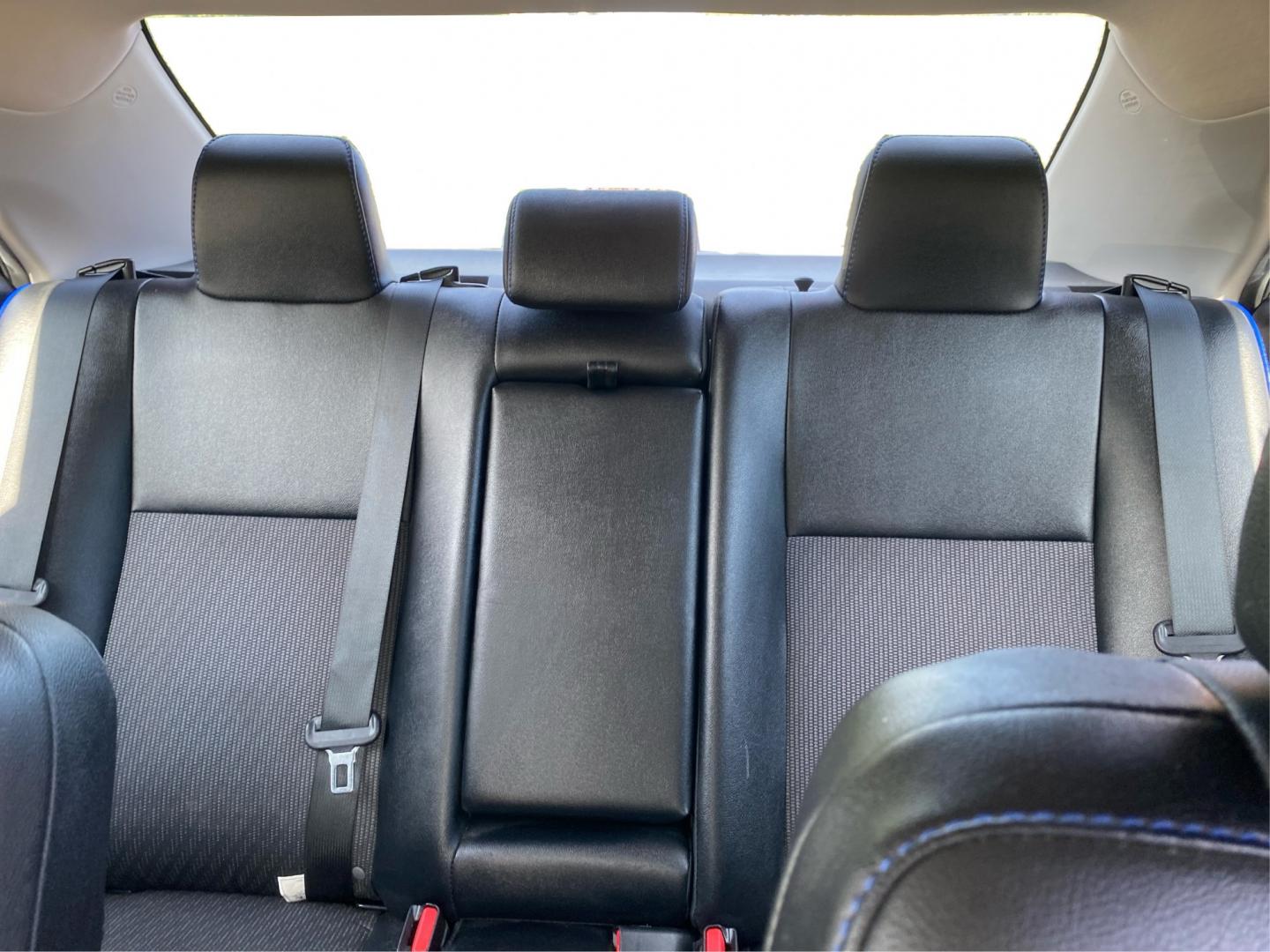 2019 SILVER TOYOTA COROLLA L (2T1BURHE7KC) with an 1.8L engine, Continuously Variable transmission, located at 908 SE 14th Street, Des Moines, IA, 50317, (515) 281-0330, 41.580303, -93.597046- Photo#14