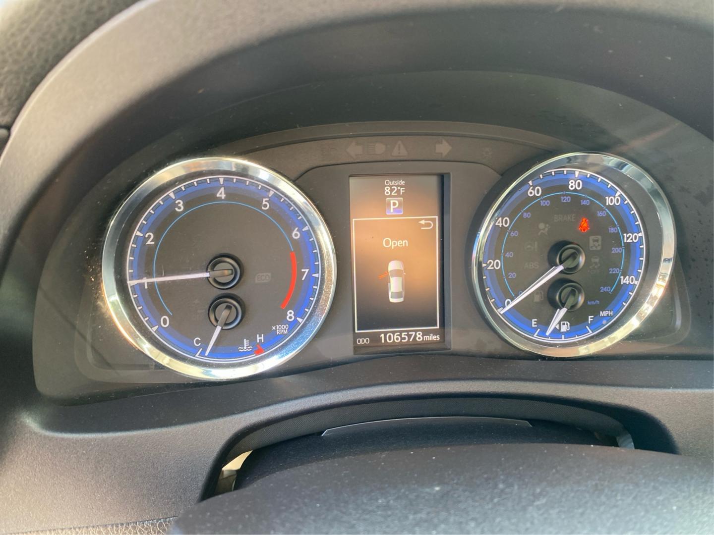 2019 SILVER TOYOTA COROLLA L (2T1BURHE7KC) with an 1.8L engine, Continuously Variable transmission, located at 908 SE 14th Street, Des Moines, IA, 50317, (515) 281-0330, 41.580303, -93.597046- Photo#15