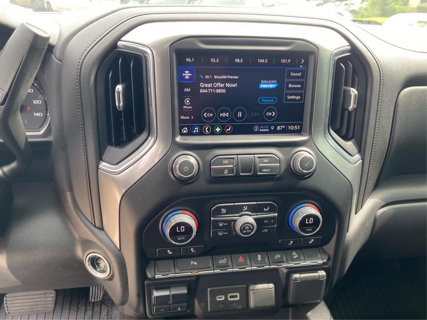 2022 SILVER CHEVROLET SILVERADO LTD 1 LT TRAIL BOSS (3GCPYFEL1NG) with an 6.2L engine, Automatic transmission, located at 908 SE 14th Street, Des Moines, IA, 50317, (515) 281-0330, 41.580303, -93.597046- Photo#12