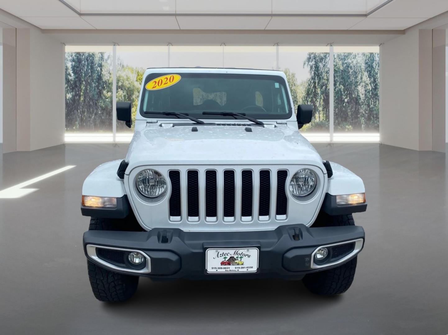 2020 WHITE JEEP WRANGLER UNLIMI SAHARA (1C4HJXEG0LW) with an 3.6L engine, Automatic transmission, located at 908 SE 14th Street, Des Moines, IA, 50317, (515) 281-0330, 41.580303, -93.597046- Photo#6