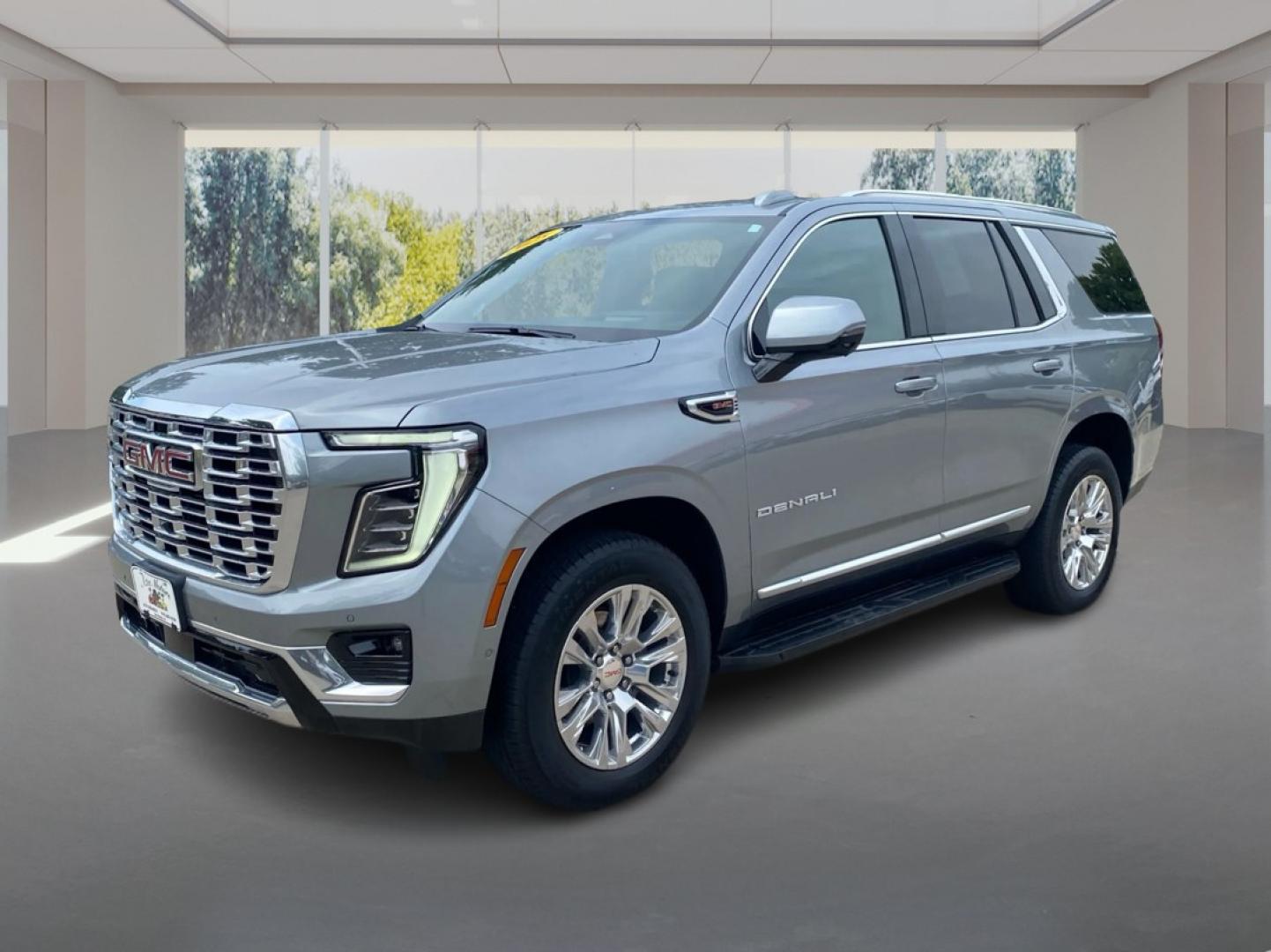 2025 GRAY GMC YUKON DENALI (1GKS2DRL9SR) with an 6.2L engine, Automatic transmission, located at 908 SE 14th Street, Des Moines, IA, 50317, (515) 281-0330, 41.580303, -93.597046- Photo#7