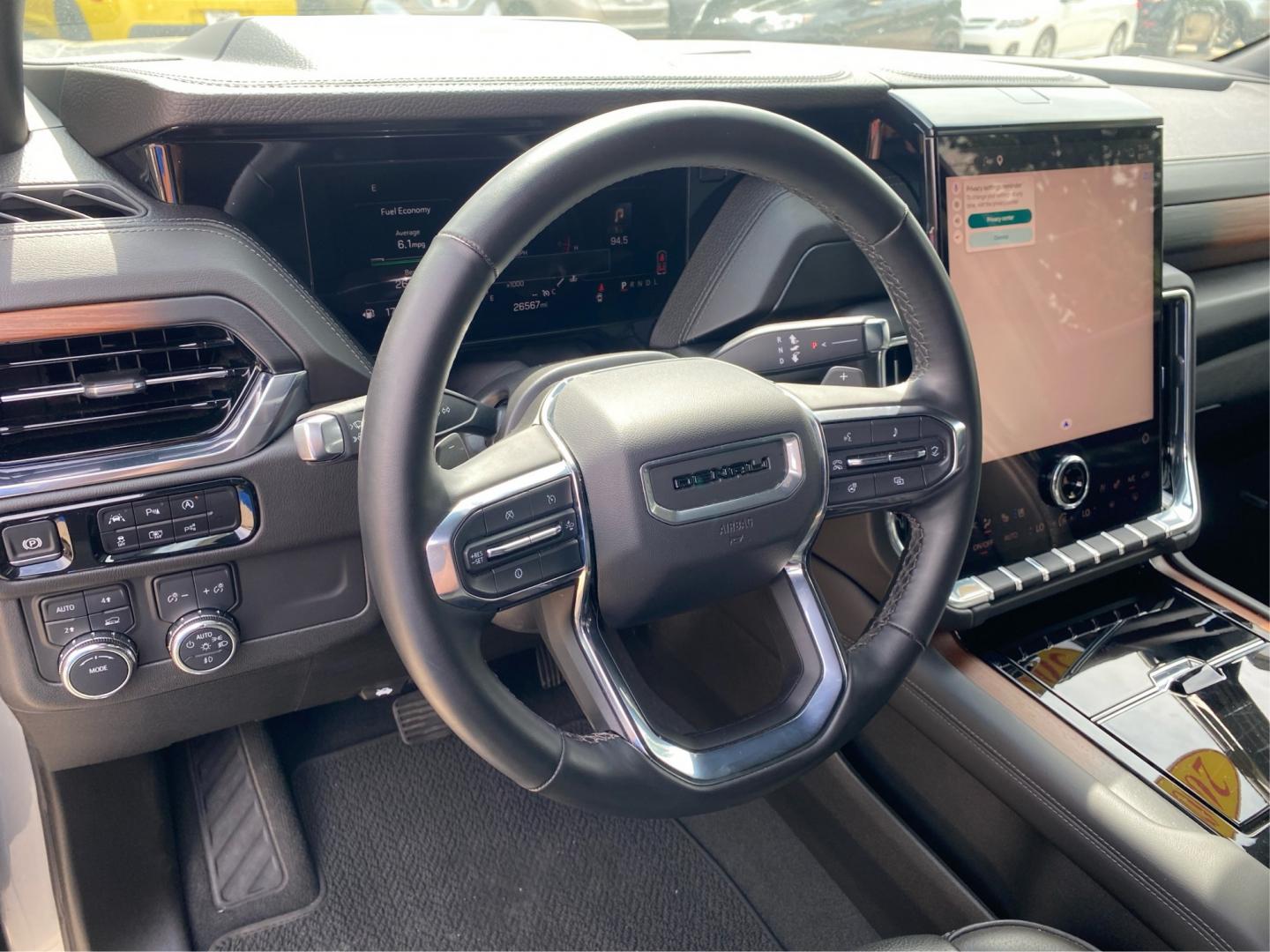 2025 GRAY GMC YUKON DENALI (1GKS2DRL9SR) with an 6.2L engine, Automatic transmission, located at 908 SE 14th Street, Des Moines, IA, 50317, (515) 281-0330, 41.580303, -93.597046- Photo#16