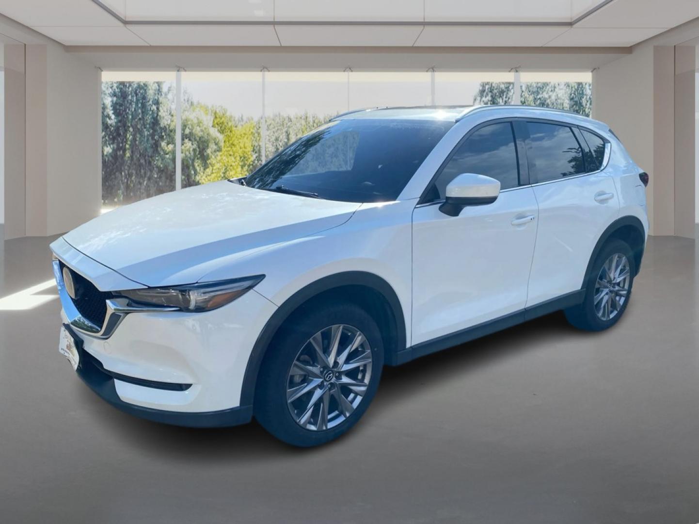 2021 WHITE MAZDA CX-5 GRAND TOURING RESERVE (JM3KFBAY8M0) with an 2.5L engine, Automatic transmission, located at 908 SE 14th Street, Des Moines, IA, 50317, (515) 281-0330, 41.580303, -93.597046- Photo#7