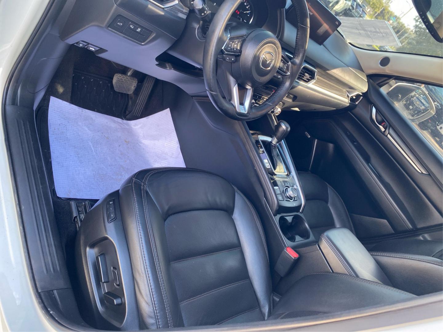 2021 WHITE MAZDA CX-5 GRAND TOURING RESERVE (JM3KFBAY8M0) with an 2.5L engine, Automatic transmission, located at 908 SE 14th Street, Des Moines, IA, 50317, (515) 281-0330, 41.580303, -93.597046- Photo#18