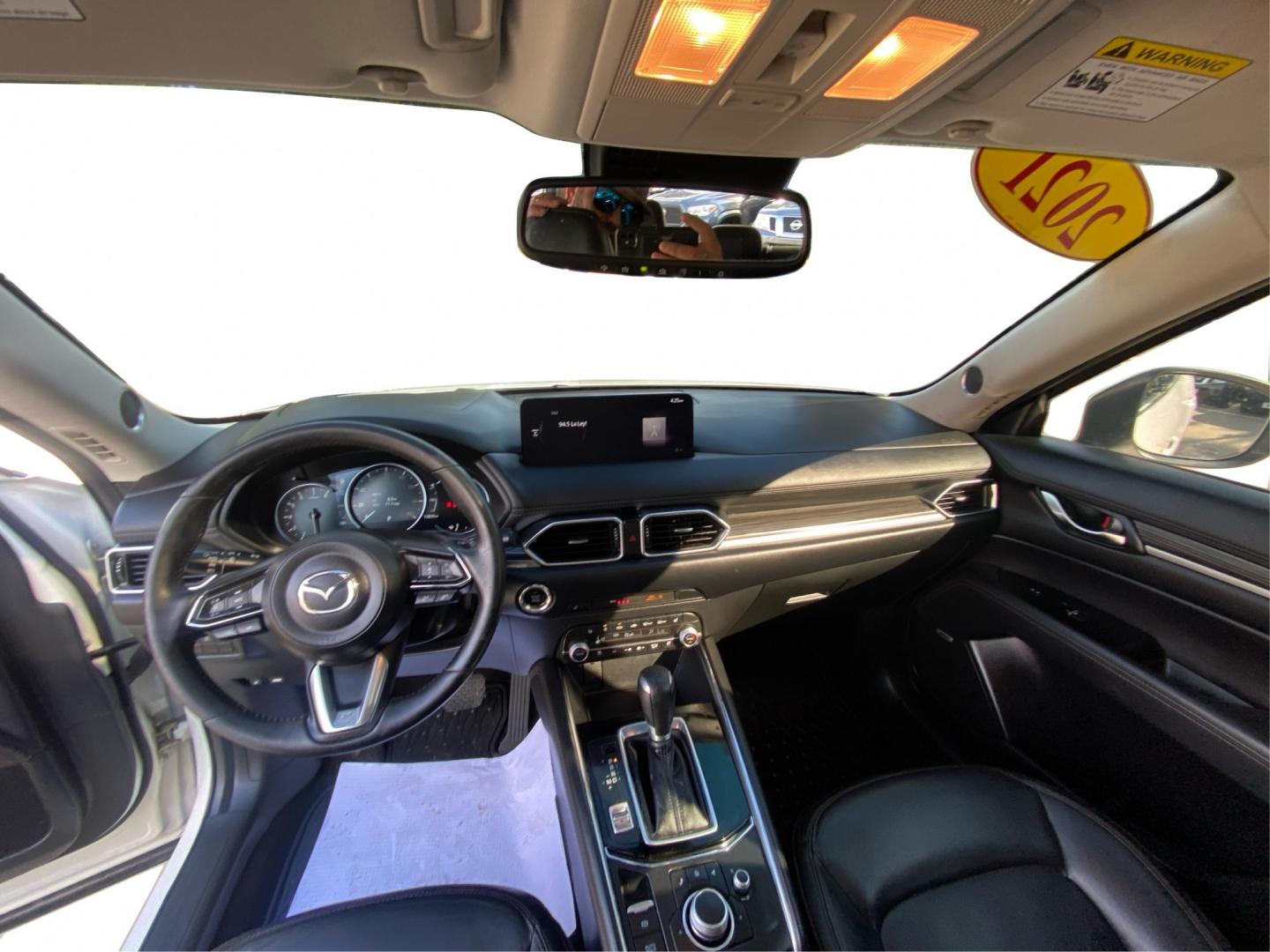 2021 WHITE MAZDA CX-5 GRAND TOURING RESERVE (JM3KFBAY8M0) with an 2.5L engine, Automatic transmission, located at 908 SE 14th Street, Des Moines, IA, 50317, (515) 281-0330, 41.580303, -93.597046- Photo#22