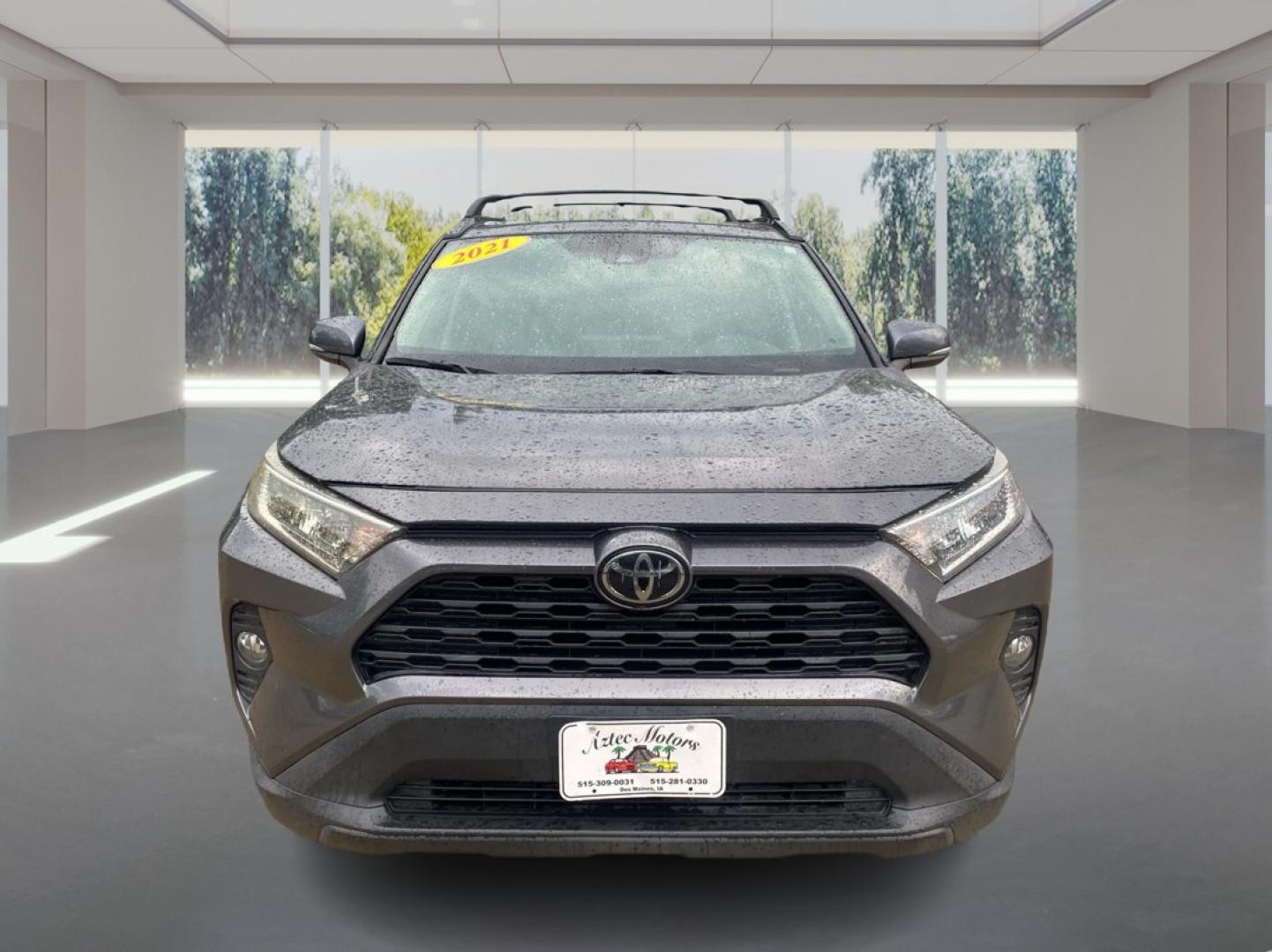 2021 GRAY TOYOTA RAV4 XLE PREMIUM (2T3C1RFV3MW) with an 2.5L engine, Automatic transmission, located at 908 SE 14th Street, Des Moines, IA, 50317, (515) 281-0330, 41.580303, -93.597046- Photo#6