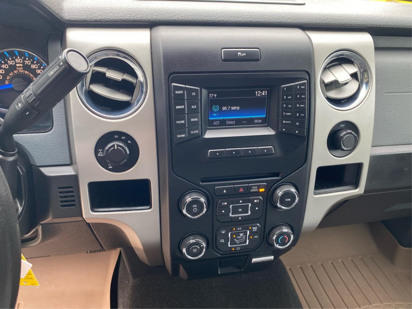 2014 GRAY FORD F150 SUPERCREW (1FTFW1EFXEK) with an 5.0L engine, Automatic transmission, located at 908 SE 14th Street, Des Moines, IA, 50317, (515) 281-0330, 41.580303, -93.597046- Photo#12