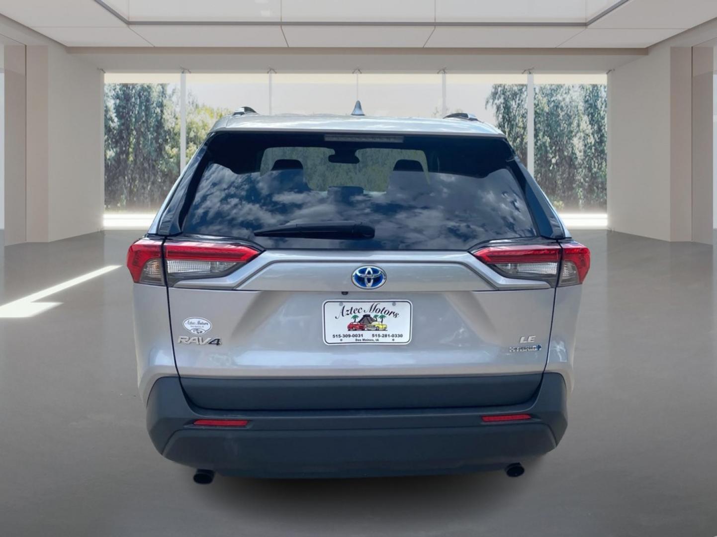 2022 SILVER TOYOTA RAV4 LE (4T3MWRFV0NU) with an 2.5L engine, Continuously Variable transmission, located at 908 SE 14th Street, Des Moines, IA, 50317, (515) 281-0330, 41.580303, -93.597046- Photo#3