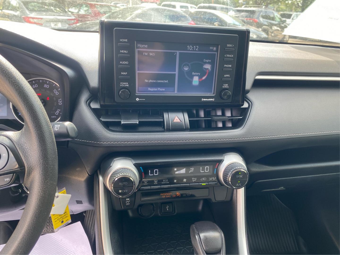 2022 SILVER TOYOTA RAV4 LE (4T3MWRFV0NU) with an 2.5L engine, Continuously Variable transmission, located at 908 SE 14th Street, Des Moines, IA, 50317, (515) 281-0330, 41.580303, -93.597046- Photo#13