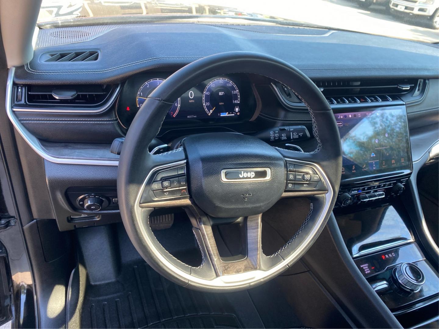 2023 BLACK JEEP GRAND CHEROKEE L LIMITED (1C4RJKBG2P8) with an 3.6L engine, Automatic transmission, located at 908 SE 14th Street, Des Moines, IA, 50317, (515) 281-0330, 41.580303, -93.597046- Photo#16