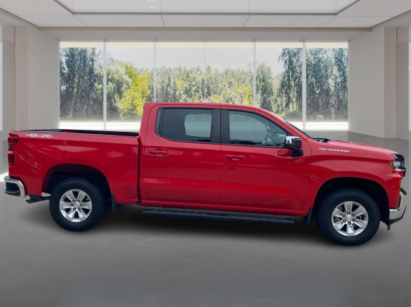 2022 RED CHEVROLET SILVERADO LTD 1 LT (1GCUYDED9NZ) with an 5.3L engine, Automatic transmission, located at 908 SE 14th Street, Des Moines, IA, 50317, (515) 281-0330, 41.580303, -93.597046- Photo#1