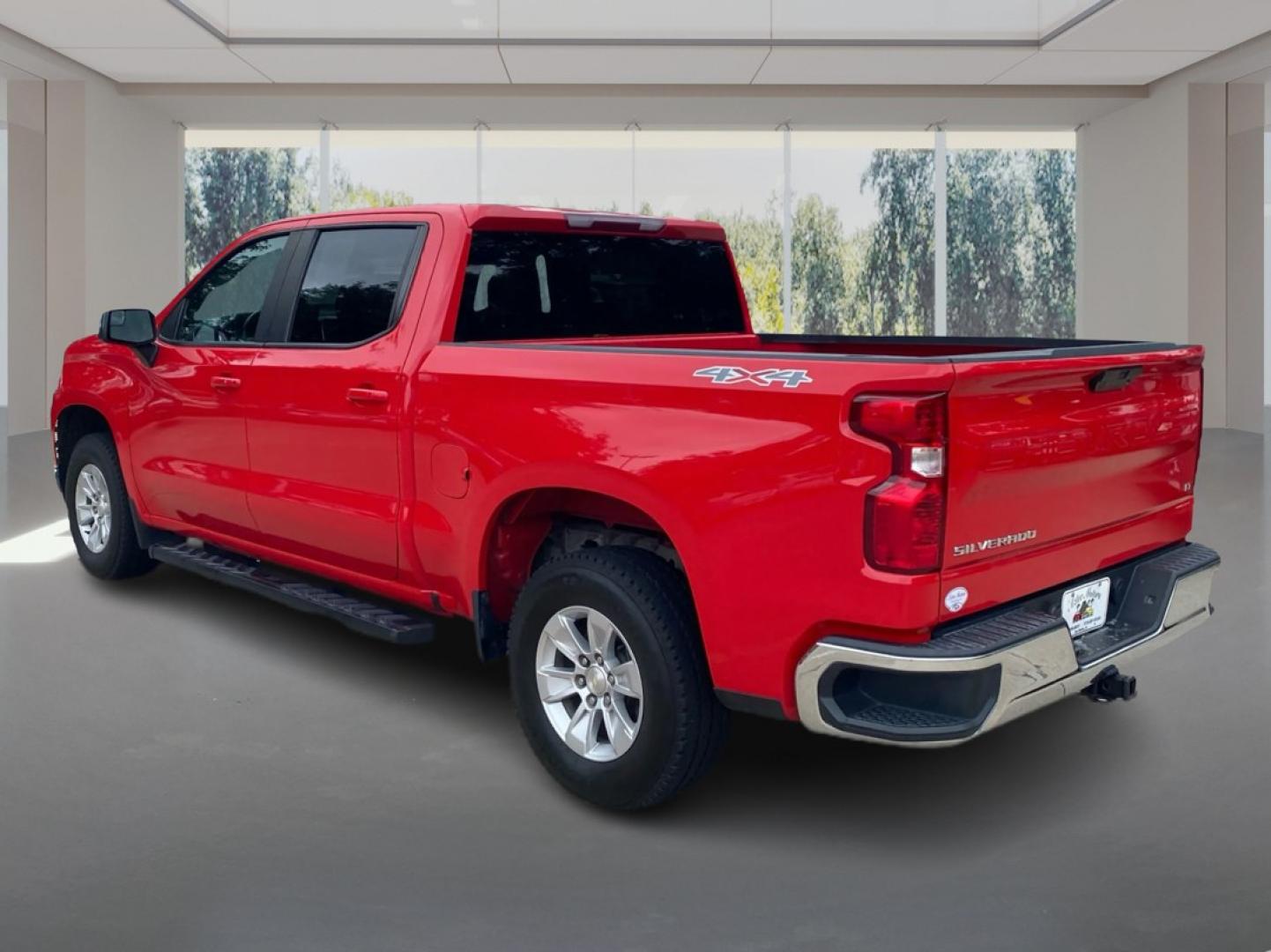 2022 RED CHEVROLET SILVERADO LTD 1 LT (1GCUYDED9NZ) with an 5.3L engine, Automatic transmission, located at 908 SE 14th Street, Des Moines, IA, 50317, (515) 281-0330, 41.580303, -93.597046- Photo#4