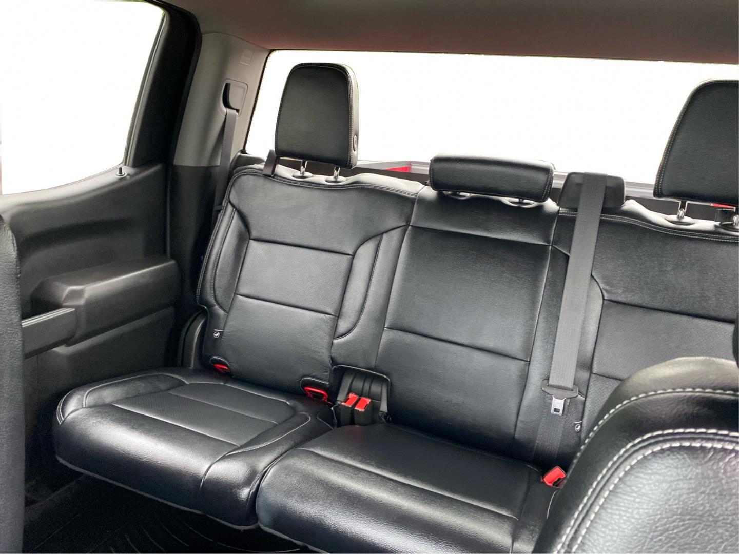 2022 RED CHEVROLET SILVERADO LTD 1 LT (1GCUYDED9NZ) with an 5.3L engine, Automatic transmission, located at 908 SE 14th Street, Des Moines, IA, 50317, (515) 281-0330, 41.580303, -93.597046- Photo#13