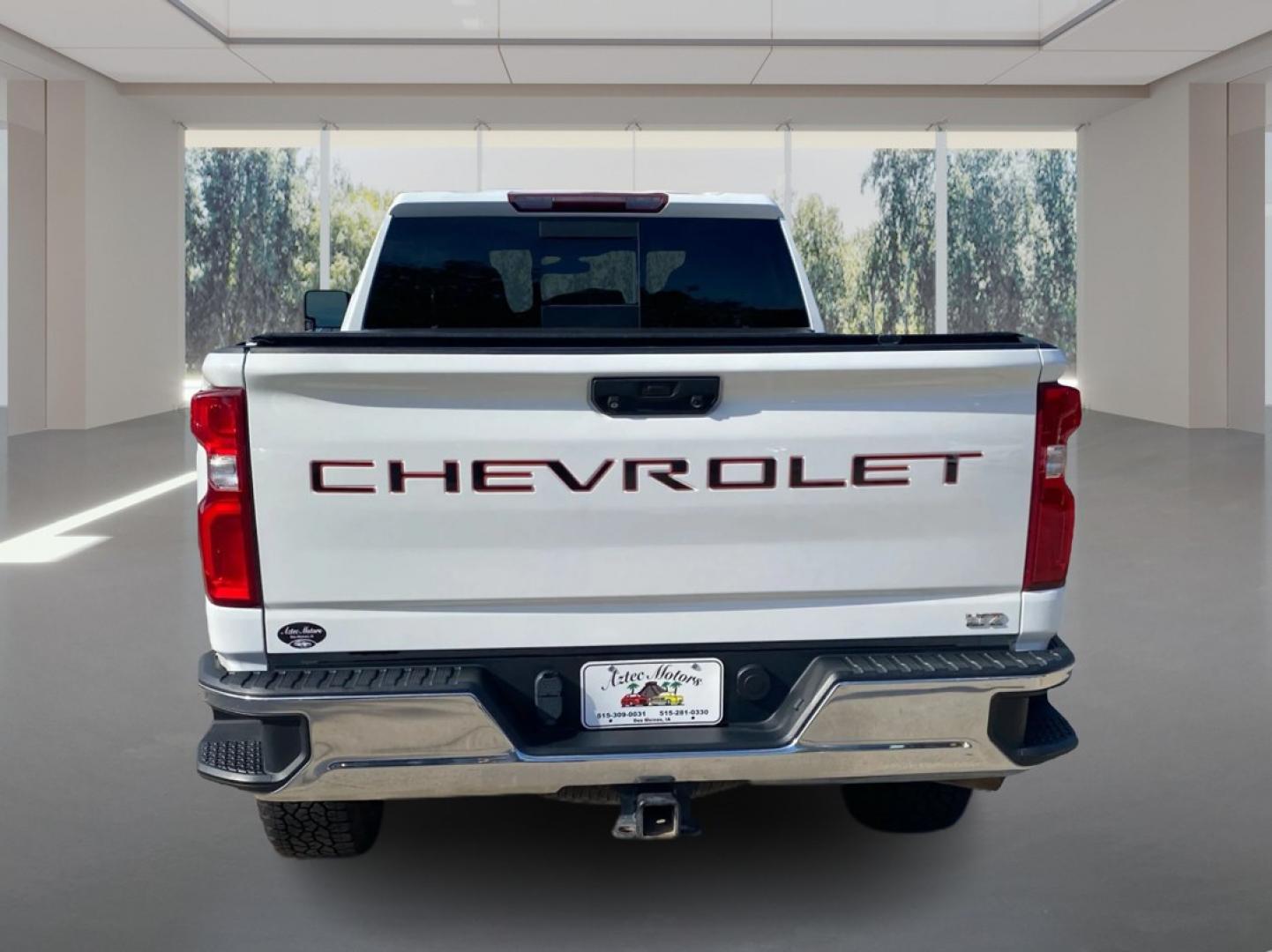 2021 WHITE CHEVROLET SILVERADO 2500 HEAVY DUTY LTZ (1GC1YPE73MF) with an 6.6L engine, Automatic transmission, located at 908 SE 14th Street, Des Moines, IA, 50317, (515) 281-0330, 41.580303, -93.597046- Photo#3