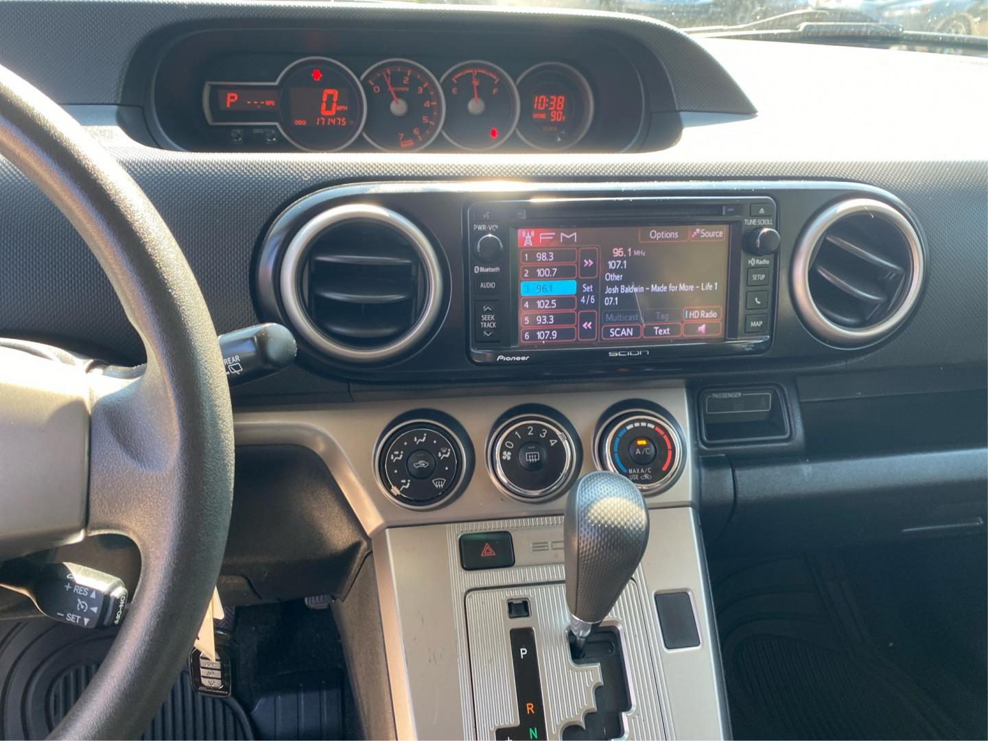 2014 BLUE SCION XB (JTLZE4FE2EJ) with an 2.4L engine, Automatic transmission, located at 908 SE 14th Street, Des Moines, IA, 50317, (515) 281-0330, 41.580303, -93.597046- Photo#13