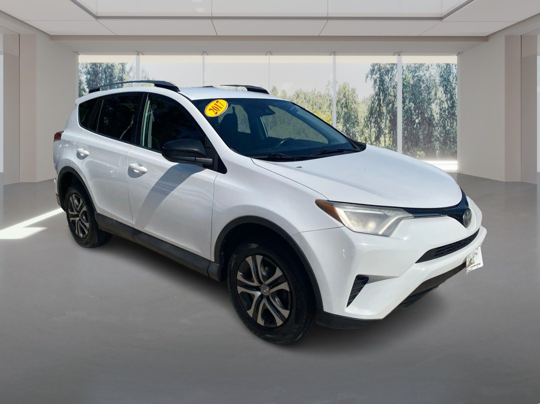 photo of 2017 TOYOTA RAV4 LE