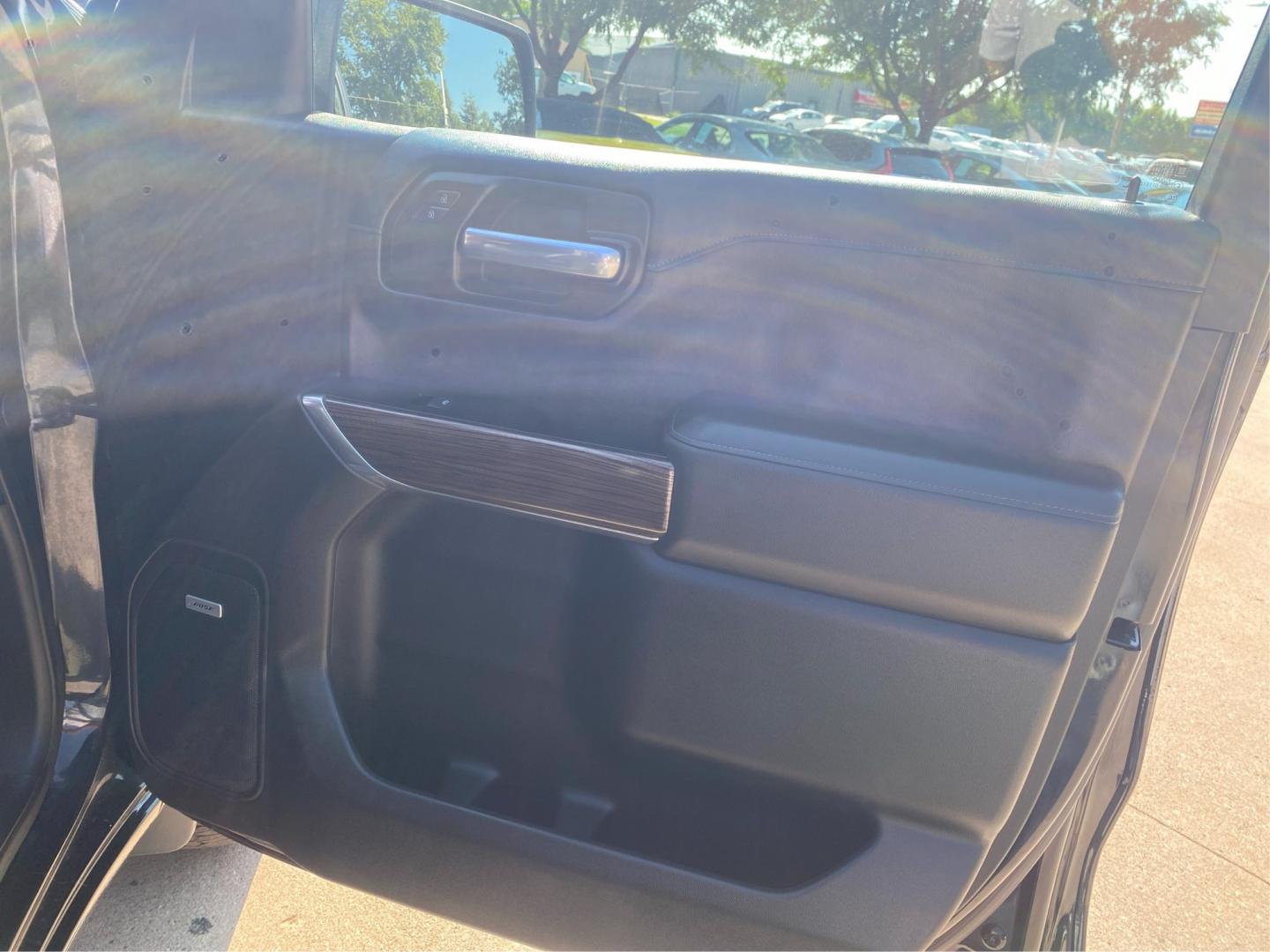 2020 BLACK CHEVROLET SILVERADO 1500 LT TRAIL BOSS (1GCPYFEDXLZ) with an 5.3L engine, Automatic transmission, located at 908 SE 14th Street, Des Moines, IA, 50317, (515) 281-0330, 41.580303, -93.597046- Photo#19