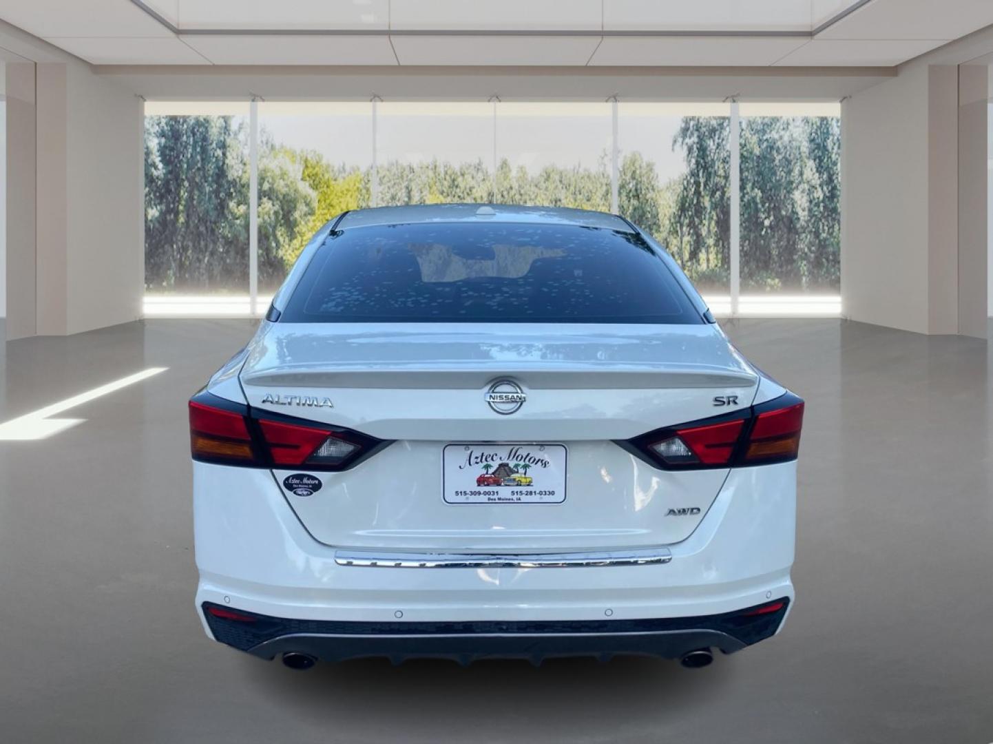 2022 WHITE NISSAN ALTIMA SR (1N4BL4CV3NN) with an 2.5L engine, Continuously Variable transmission, located at 908 SE 14th Street, Des Moines, IA, 50317, (515) 281-0330, 41.580303, -93.597046- Photo#3