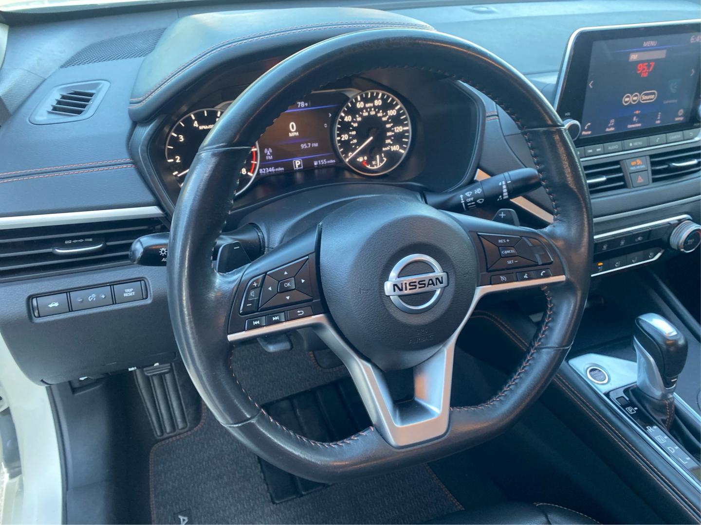 2022 WHITE NISSAN ALTIMA SR (1N4BL4CV3NN) with an 2.5L engine, Continuously Variable transmission, located at 908 SE 14th Street, Des Moines, IA, 50317, (515) 281-0330, 41.580303, -93.597046- Photo#16