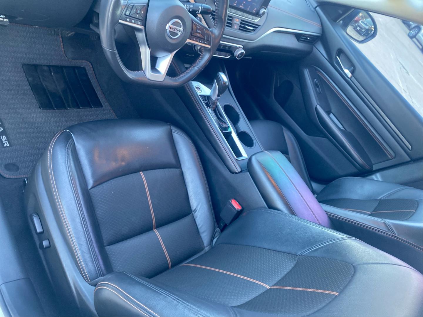 2022 WHITE NISSAN ALTIMA SR (1N4BL4CV3NN) with an 2.5L engine, Continuously Variable transmission, located at 908 SE 14th Street, Des Moines, IA, 50317, (515) 281-0330, 41.580303, -93.597046- Photo#18