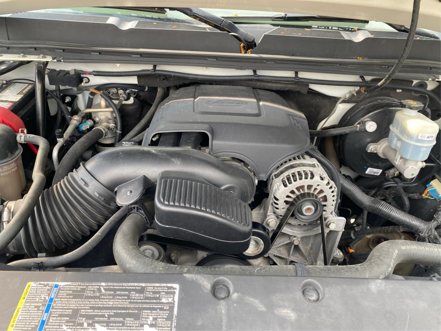 2009 WHITE CHEVROLET SILVERADO 1500 LTZ (3GCEK33339G) with an 5.3L engine, Automatic transmission, located at 908 SE 14th Street, Des Moines, IA, 50317, (515) 281-0330, 41.580303, -93.597046- Photo#10