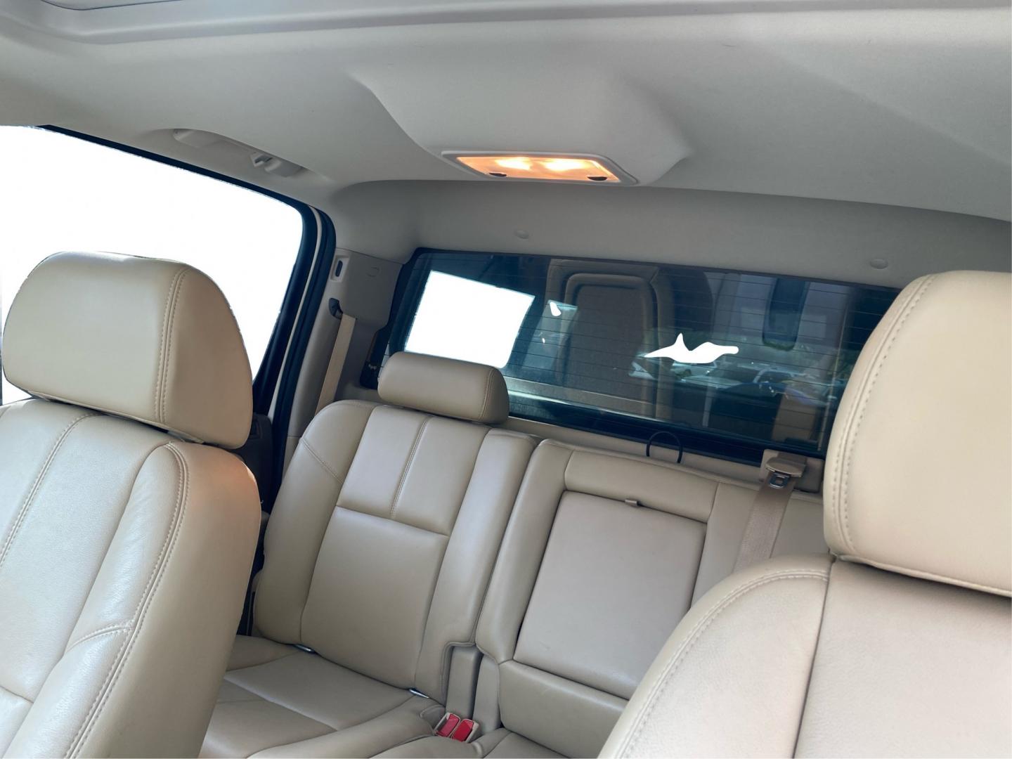 2009 WHITE CHEVROLET SILVERADO 1500 LTZ (3GCEK33339G) with an 5.3L engine, Automatic transmission, located at 908 SE 14th Street, Des Moines, IA, 50317, (515) 281-0330, 41.580303, -93.597046- Photo#14