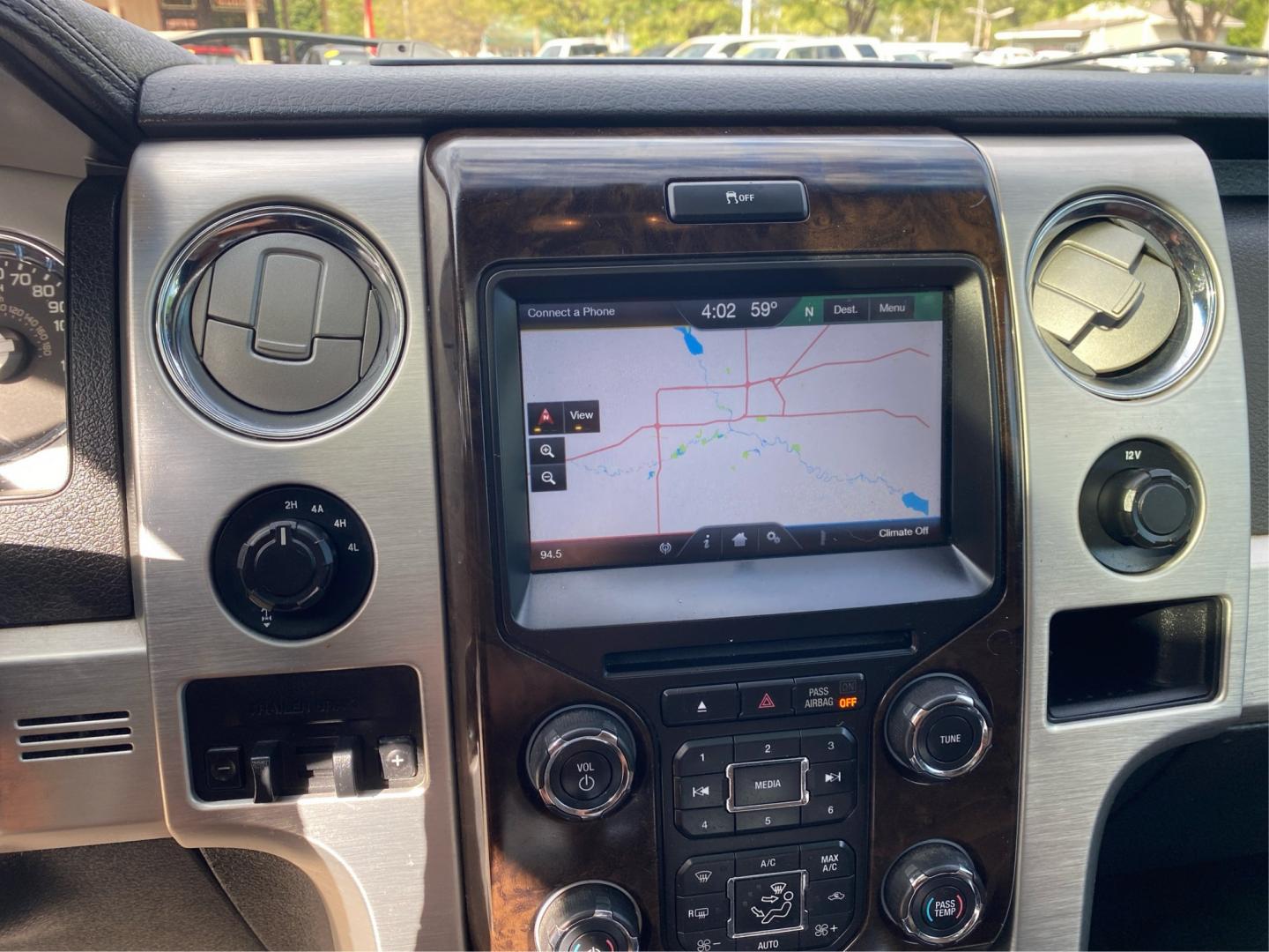 2014 WHITE FORD F150 SUPERCREW PLATINUM (1FTFW1EF7EF) with an 5.0L engine, Automatic transmission, located at 908 SE 14th Street, Des Moines, IA, 50317, (515) 281-0330, 41.580303, -93.597046- Photo#12