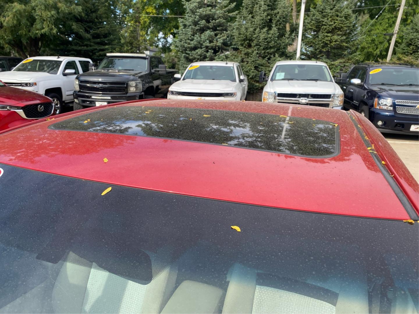 2012 RED TOYOTA CAMRY LE (4T4BF1FK5CR) with an 2.5L engine, Automatic transmission, located at 908 SE 14th Street, Des Moines, IA, 50317, (515) 281-0330, 41.580303, -93.597046- Photo#11
