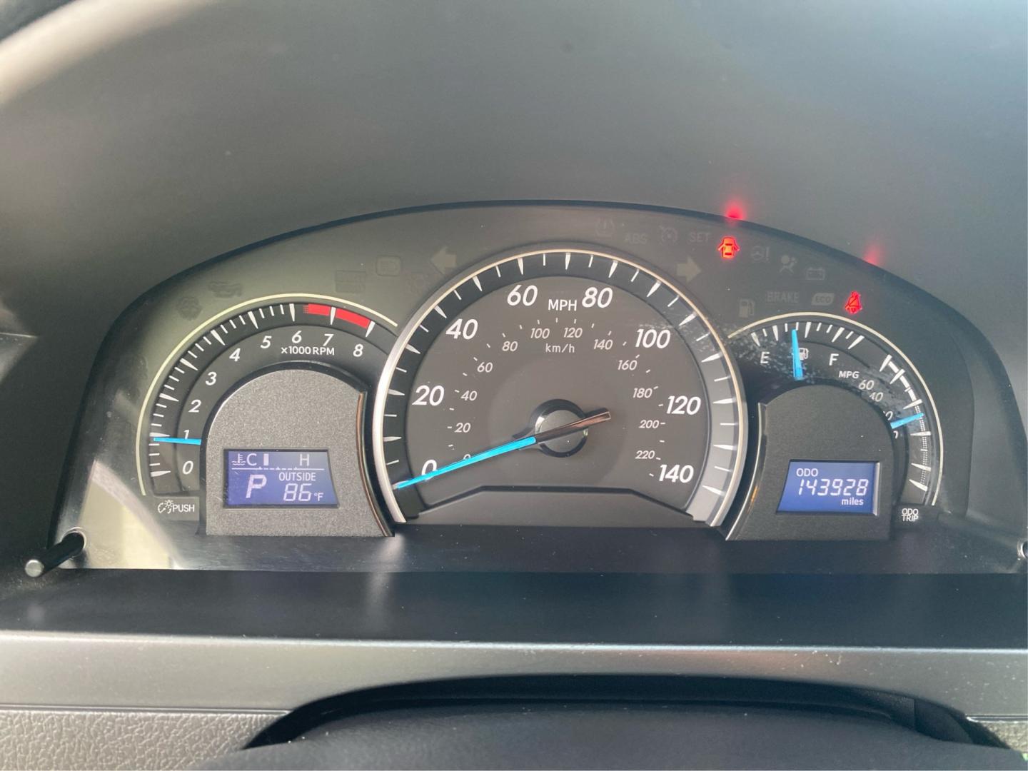 2012 RED TOYOTA CAMRY LE (4T4BF1FK5CR) with an 2.5L engine, Automatic transmission, located at 908 SE 14th Street, Des Moines, IA, 50317, (515) 281-0330, 41.580303, -93.597046- Photo#15